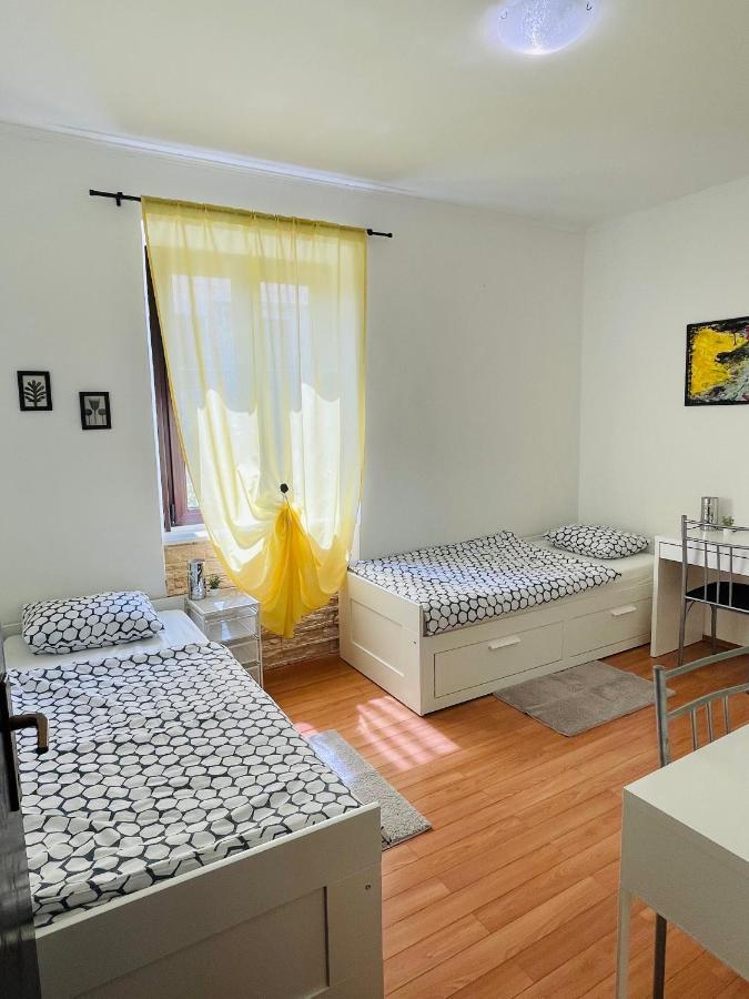 Apartman Three Queens Риека Экстерьер фото
